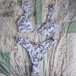 Zaful floral ruffle bikini